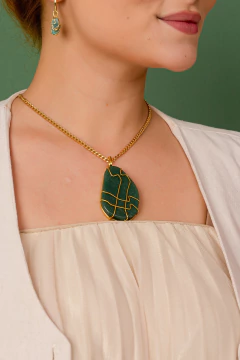 Colar Aramado Quartzo Verde - comprar online