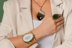 Colar Lágrima Ágata Verde na internet