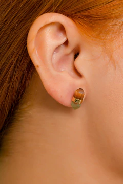 Brinco Botão Ponta Fluorita na internet