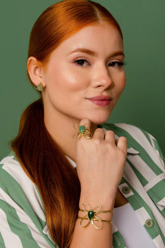 Bracelete Borboleta Vazada Quartzo Verde - comprar online