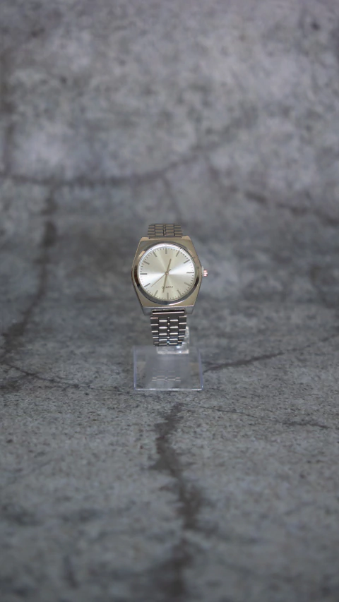 RELOJ VINTAGE 02 PLATA/PERLA - comprar online