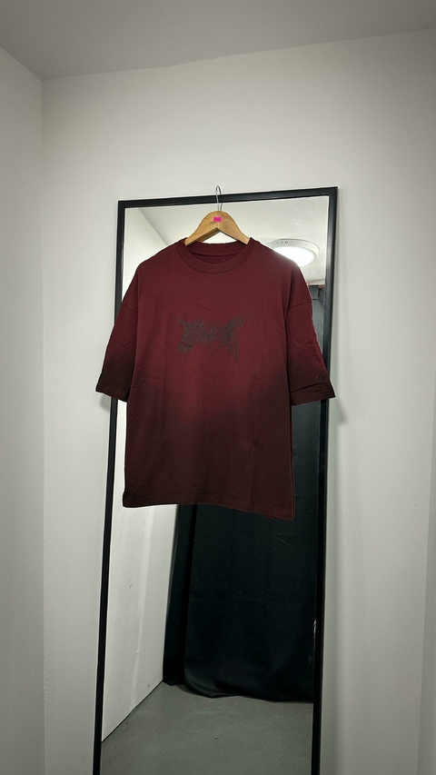 REMERA NECROVA - comprar online