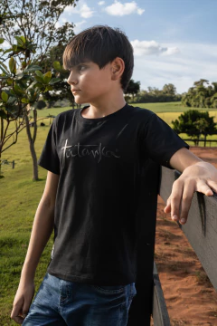Camiseta Infantil Preta Silk em Alto Relevo Preto TTK32 - comprar online