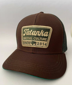 Boné Tatanka marrom com patch bordado traseira em tela REF 126 na internet
