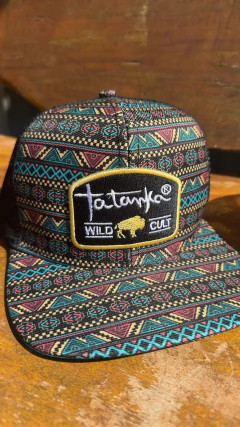 Boné Tatanka Navajo Colorido bordado com tela azul marinho REF 132 na internet