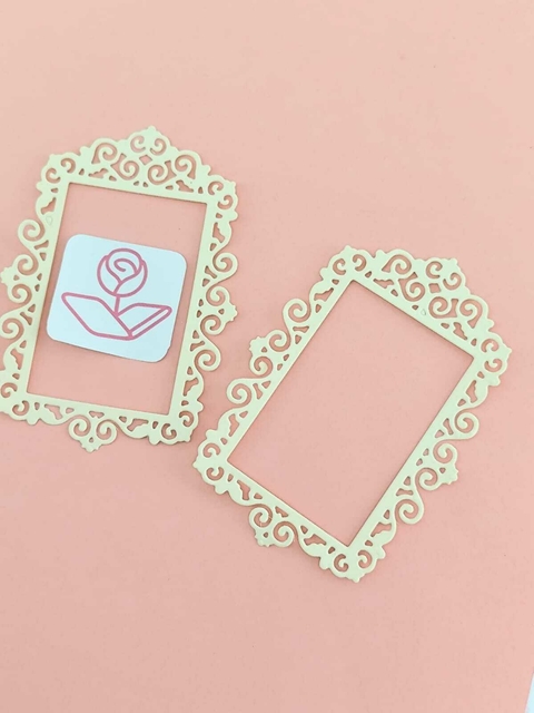 Die cuts - Moldura bege (5 unidades)