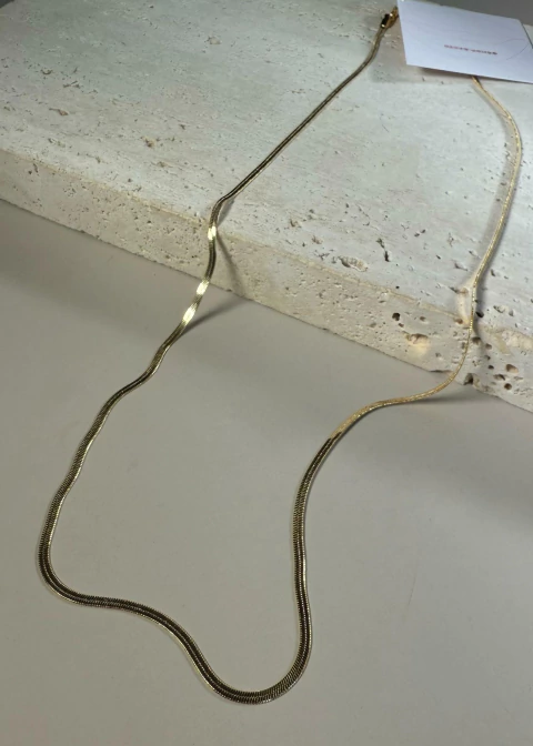 Colar Longo de Malha