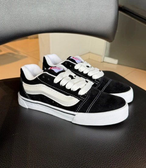 Vans KNU - Preto