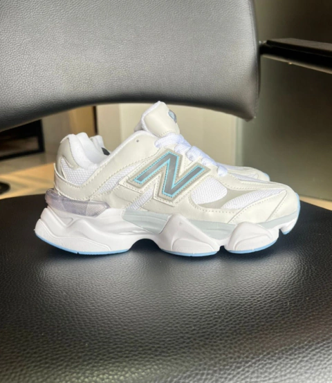 New Balance 9060 - Cinza/Azul - comprar online
