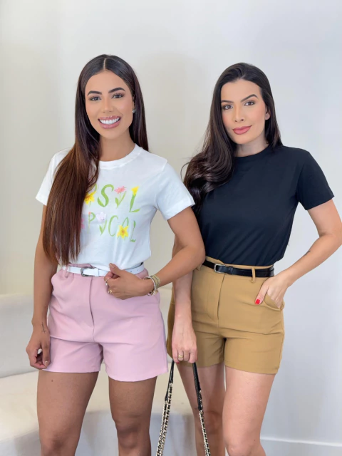 Short Alfaiataria Bolso Frontais - comprar online