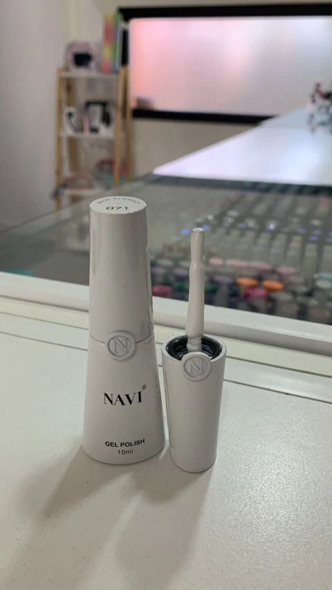 Semipermanente blanco 71 #Navi