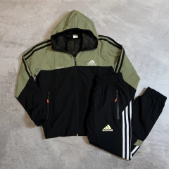 Conjunto de niños Adidas climacool - comprar online