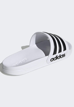 COMBO VERANO 2X1 OJOTAS ADIDAS CLÁSICAS + REMERA ADIDAS RETRO DE REGALO