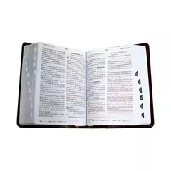 BIBLIA PIEL FABRICADA CON CANTO PLATEADO TAMAÑO MANUAL RVR057CTILGPJR en internet