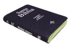BIBLIA CON CIERRE VERDE TAPA DE JEANS JUVENIL RVR084CLGIPJRZA - Distribuidores Cristianos