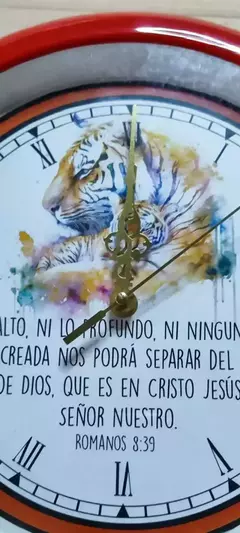 RELOJ: ROMANOS 8:39 TIGRES (color a disponibilidad) en internet