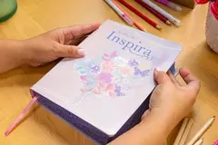 B. NTV INSPIRA ACUARELA SP TYN0955 (sujeto a disponibilidad) - Distribuidores Cristianos