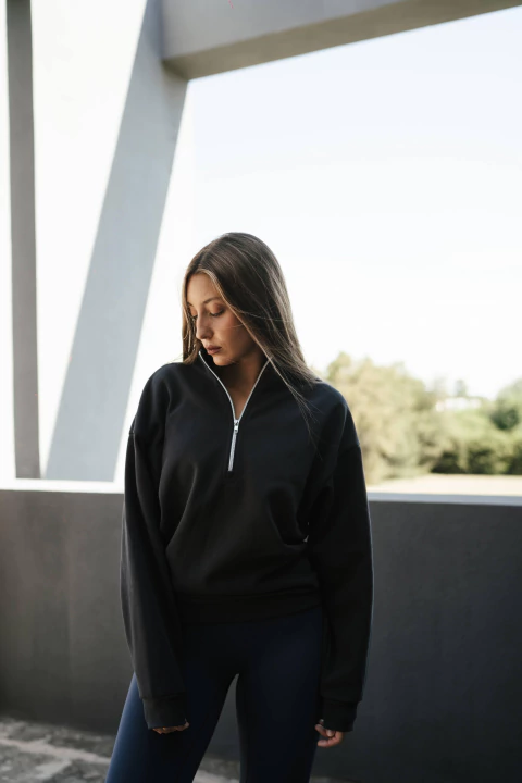 Buzo Essential | Negro