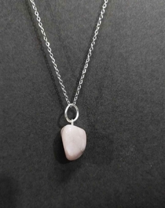 COLLAR OPALO ROSA CON CADENA DE ACERO - comprar online