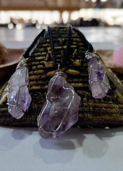 COLLARES PIEDRAS SEMI PRECIOSAS CON CORDON en internet