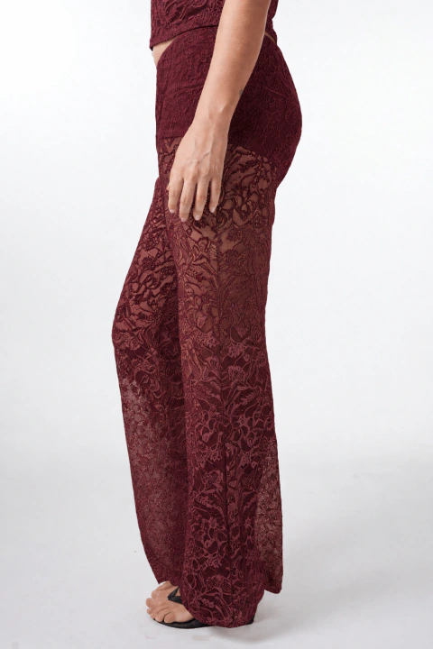 Calça Jane Renda Bordô [ Edição Limitada ]