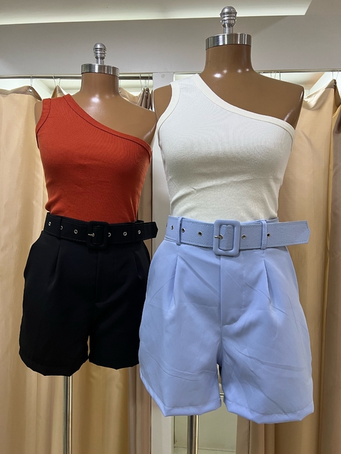 Short social Elis