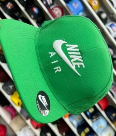 3 x 2 EN GORRAS! en internet