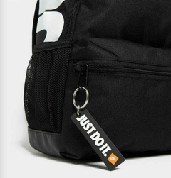 2x1 MOCHILA MINI NIKE BLACK + REGALO SORPRESA - Multitienda Global