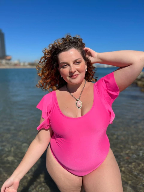 MALLA VEDETINA BAYWATCH CON ALAS FUCSIA SIN CAMBIO NI DEVOLUCION - comprar online