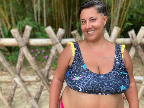 TOP ESTAMPADO ASTRAL CON FRU-FRU SIN CAMBIO NI DEVOLUCION