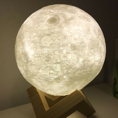 Imagen de Moon Lamp Táctil® 18cm 50%OFF HASTA AGOTAR STOCK!