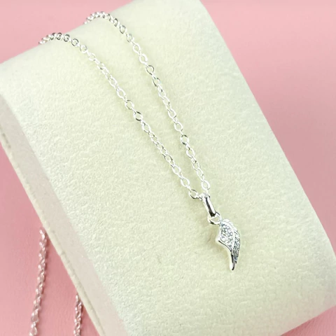 Collar con Dije Ala - comprar online