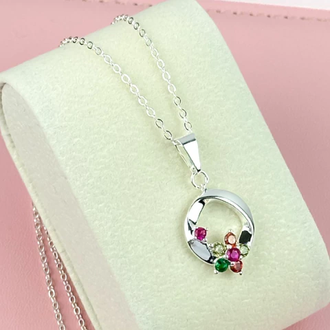 Collar con Dije circular con flor en zirconias colores - comprar online