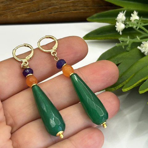 Brinco Argola Pedras Jade Verde e pedrinhas coloridas - Banho Ouro 18k
