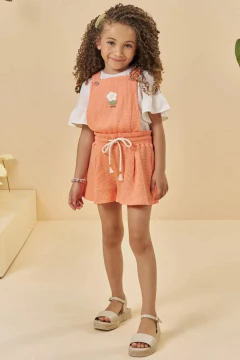 Conjunto Feminino Kukiê de Blusa em Meia Malha e Jardineira em Malha Big Waffle