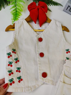 CONJUNTO JEANS CEREJINHAS - OFF WHITE - Mini Closet Kids