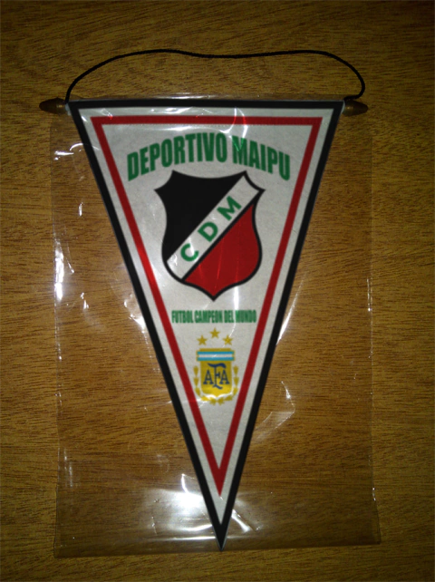 Banderín Triangular Deportivo Maipu 12 Modelos