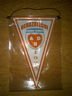 Banderín Triangular Berazategui 15 Modelos - tienda online