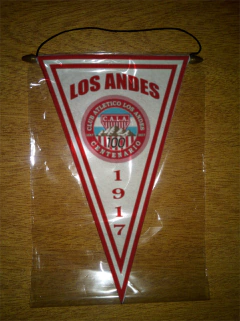 Banderín Triangular Los Andes 30 Modelos - LM MERCHANDISING