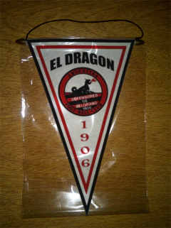 Banderín Triangular Defensores De Belgrano 32 Modelos - LM MERCHANDISING