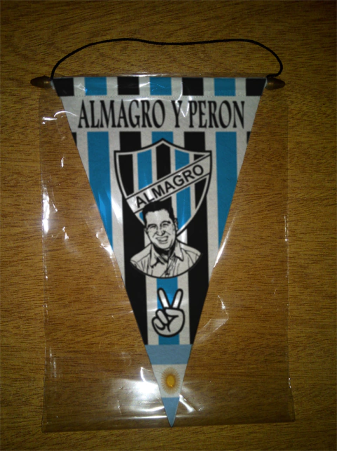 Flâmula Triangular Almagro Y Perón