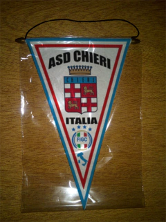 Banderín Triangular Asd Chieri Italia 2 modelos - comprar online