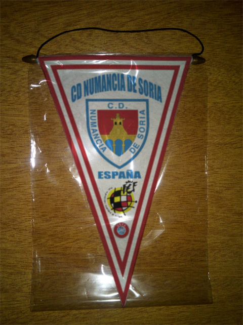 Banderín Triangular Cd Numancia De Soria - comprar online