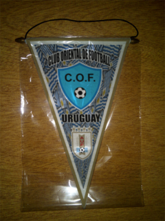 Flâmula Triangular Club Oriental De Football Full Color - comprar online
