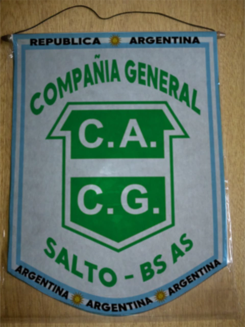 Medium Pennant Compañia General Salto - buy online