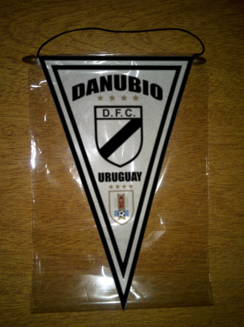 Banderín Triangular Danubio - comprar online