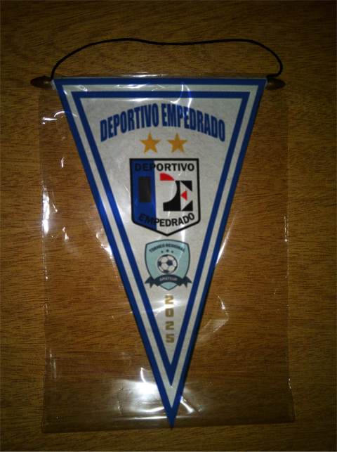 Flamula Triangular Deportivo Empedrado - comprar online