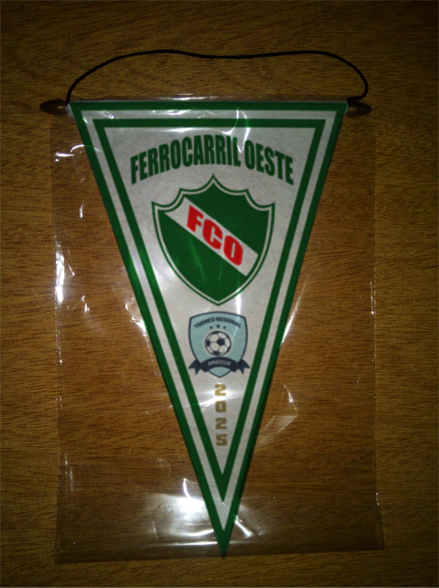 Banderin Triangular Ferro General Pico - comprar online