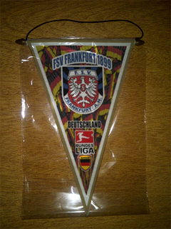 Triangular Pennant Fsv Frankfurt 1899 2 Models on internet