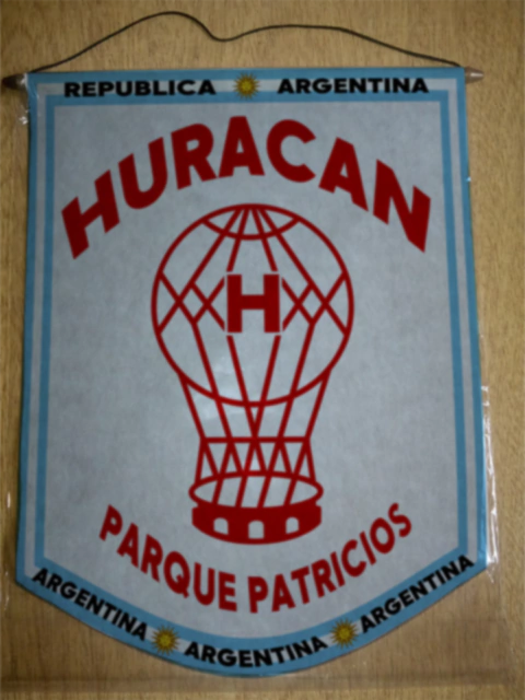 Banderín Mediano Huracan - comprar online